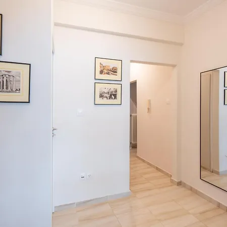 Modern Apartment In Athens With Acropolis & Mt Lycabettus View Zewnętrze zdjęcie