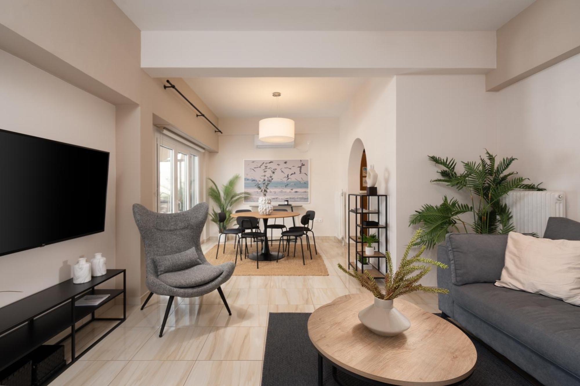 Modern In With Acropolis & Mt Lycabettus View Athens