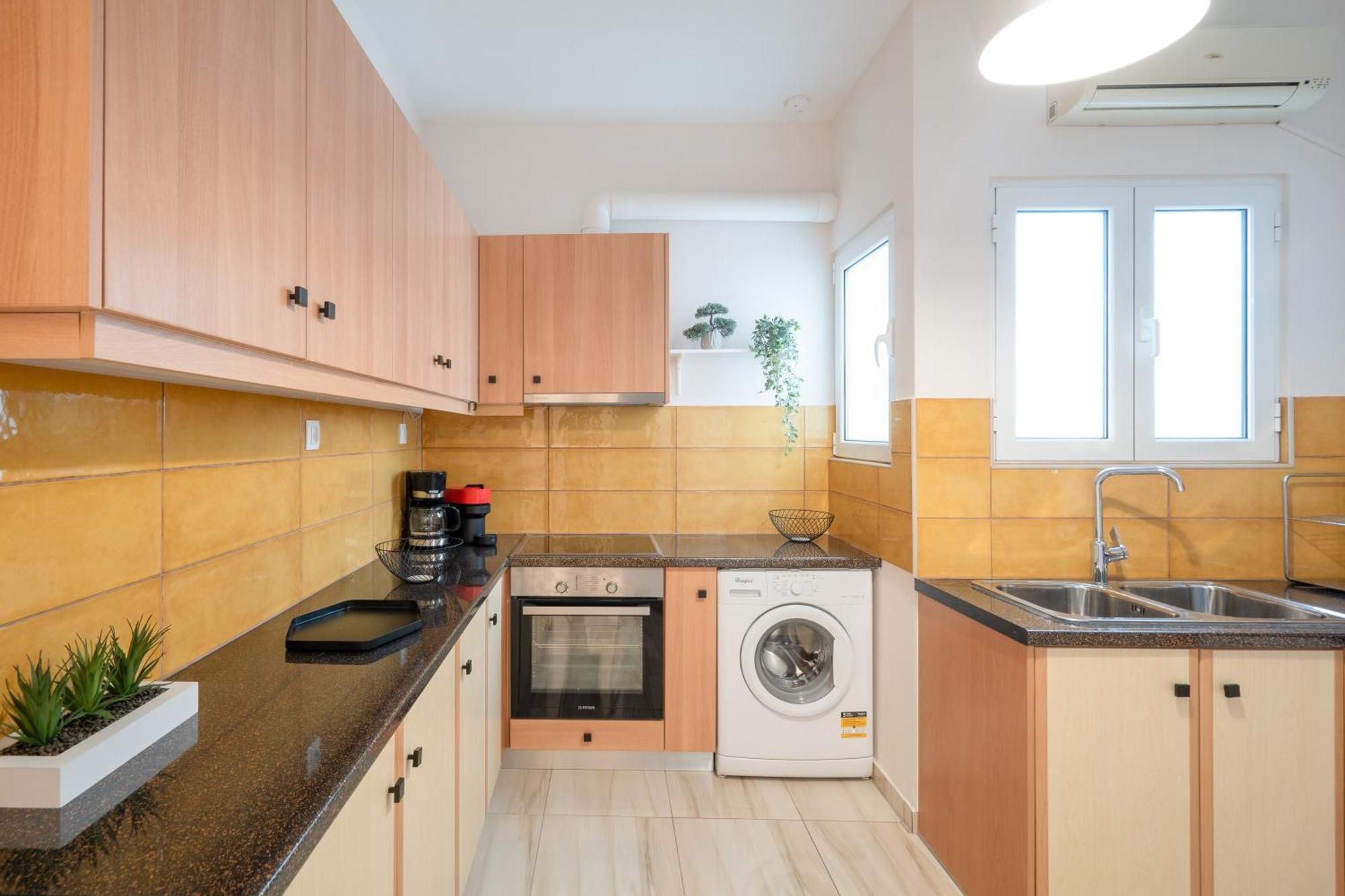 Apartment Modern In With Acropolis & Mt Lycabettus View