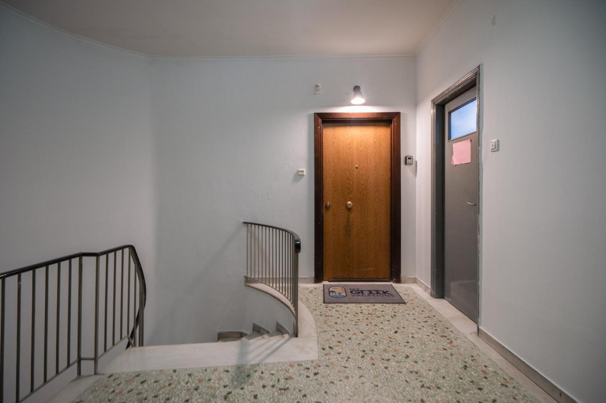 Apartment Modern In With Acropolis & Mt Lycabettus View Athens